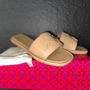 Tory Burch Tan Slide Sandals with Minimalist Design